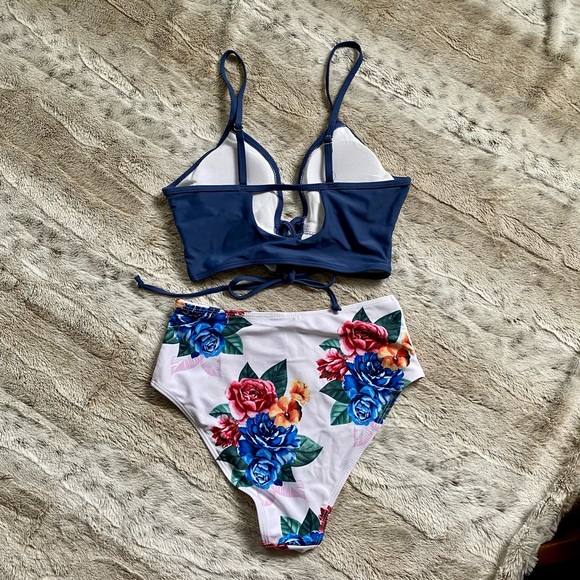 SHEIN Blue/Floral Swim Set - Picture 2 of 8
